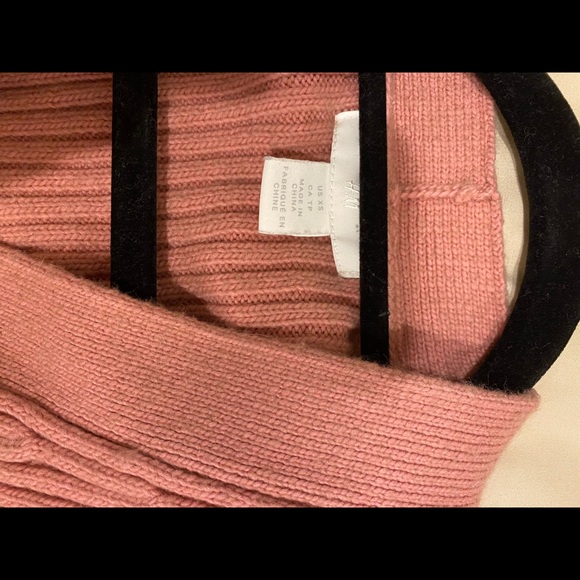 H&M CARDIGAN. Only use once - Picture 3 of 3